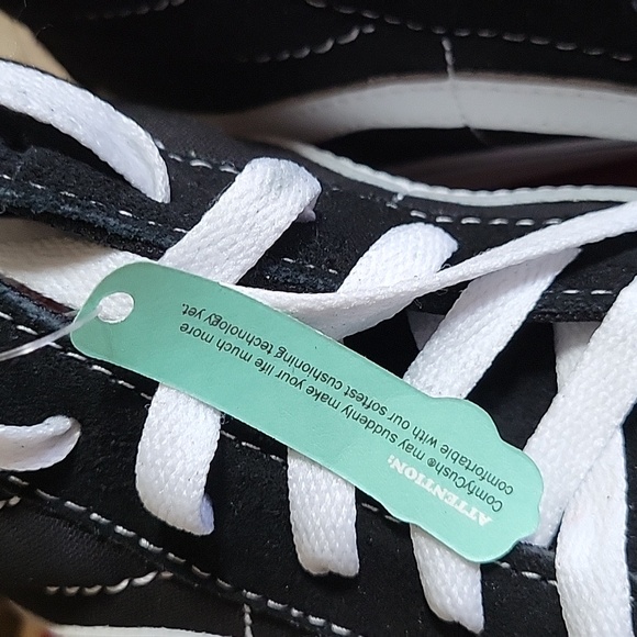 NWT- Vans Unisex ‘Sk8-Hi ComfyCush’ High Top Sneaker In Black/True White - Picture 8 of 11